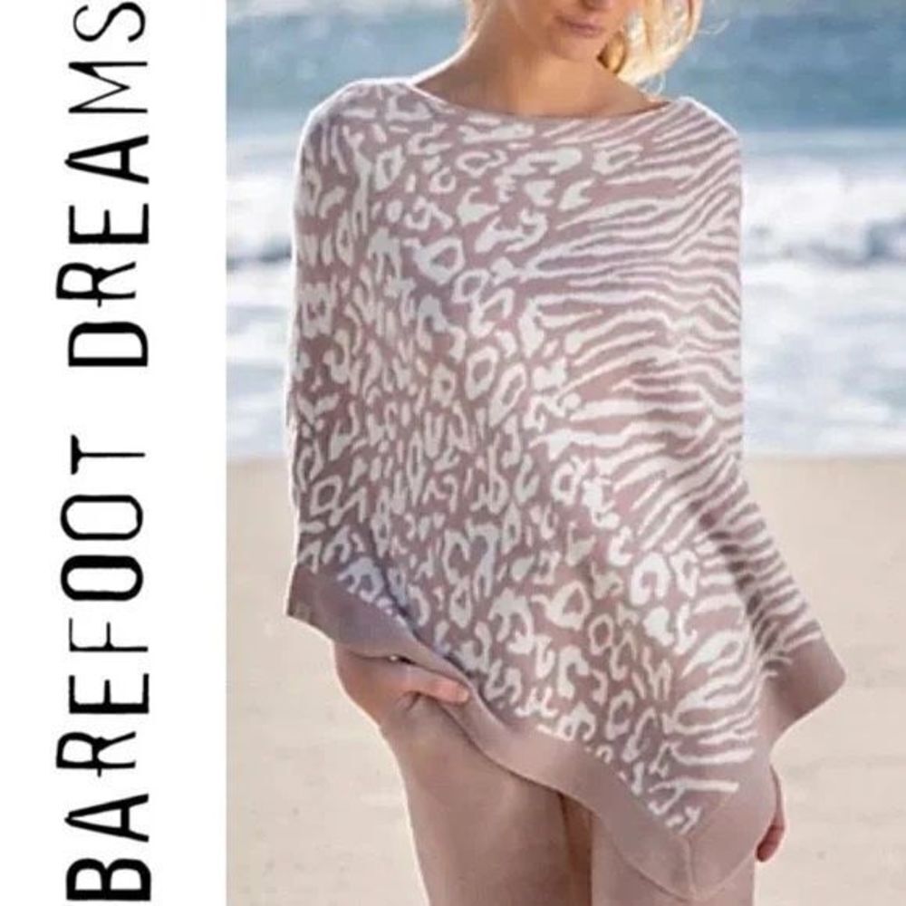 ✨Barefoot Dreams CozyChic Ultra Lite Ocean Breeze Poncho Rose Animal Print✨